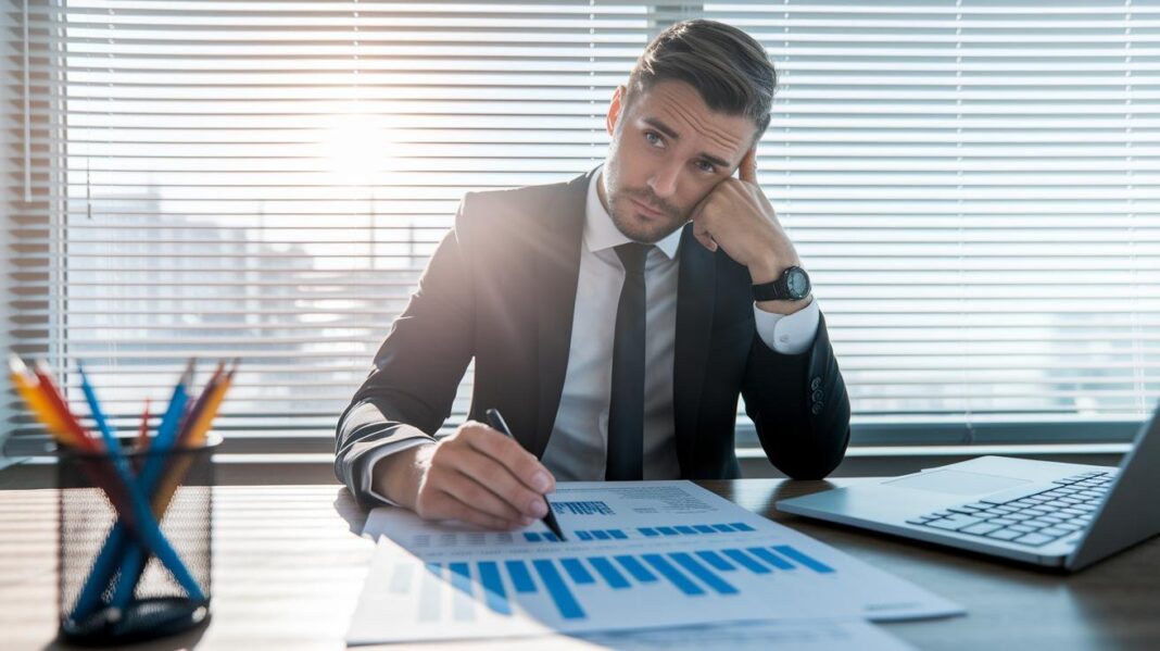 Cash Flow Problems In Business: Thrive With Clarity